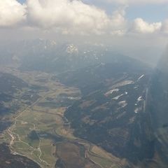 Flugwegposition um 12:33:46: Aufgenommen in der Nähe von Gemeinde Liezen, Österreich in 2853 Meter